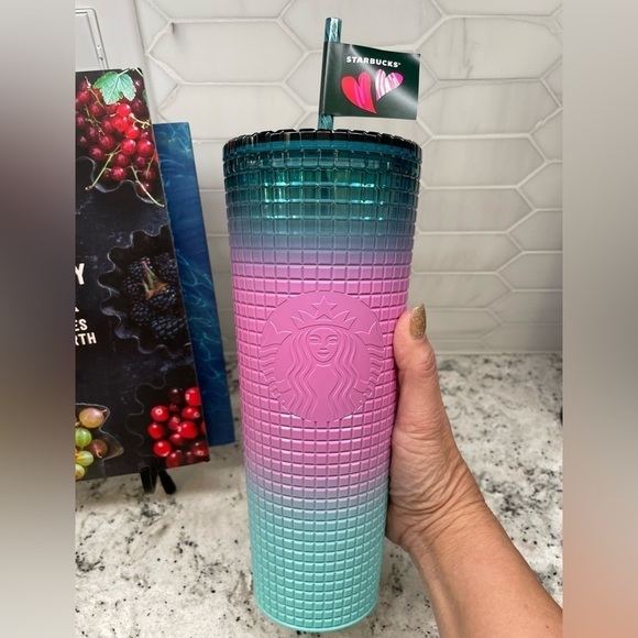 Starbucks 2024 Love Colorful Gradient Grid Cold Cup Tumbler.NWT. Hard to find! - Picture 1 of 10